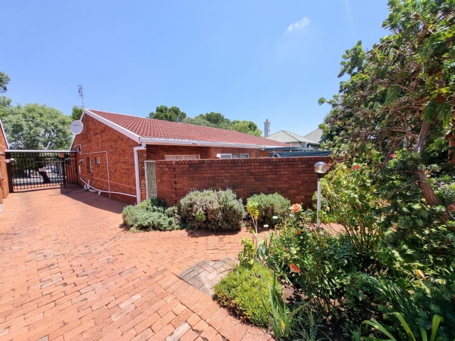 2 Bedroom Property for Sale in Westdene Free State